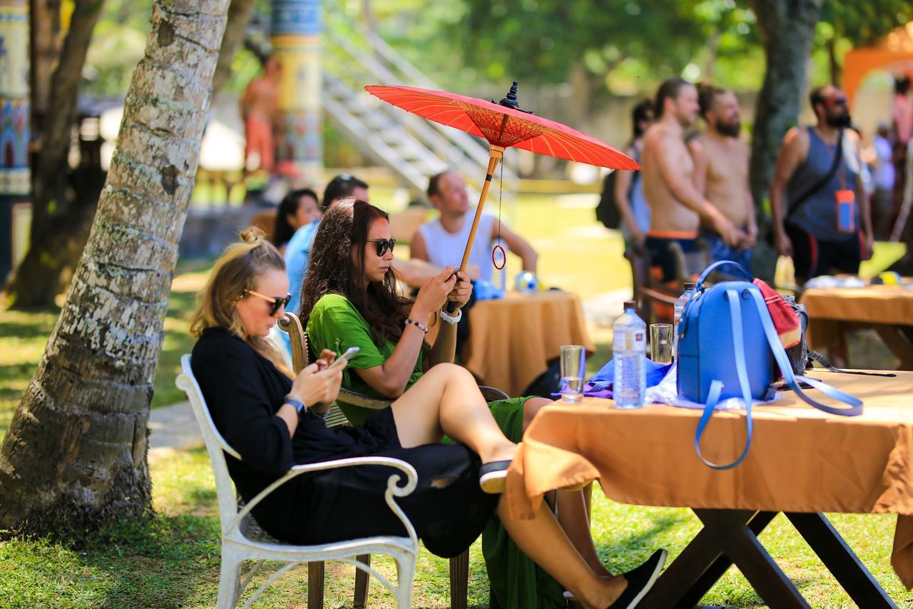 אהנגאמה Beach Front מראה חיצוני תמונה