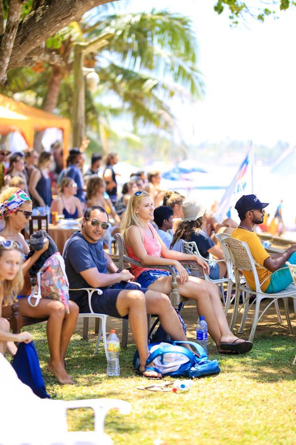 אהנגאמה Beach Front מראה חיצוני תמונה